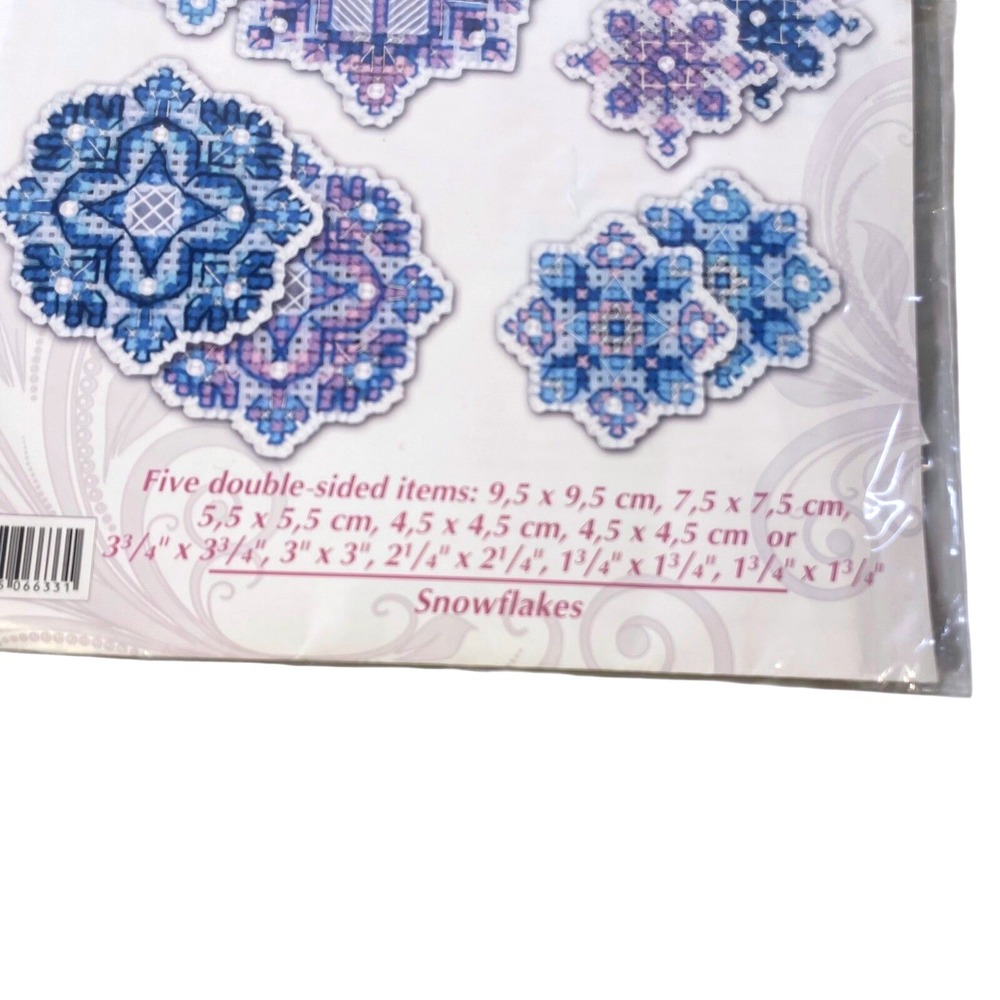 NIP Riolis Cross Stitch Kit Snowflakes‎ 1889AC Plastic Canvas Wool Acrylic Beads - Picture 3 of 5